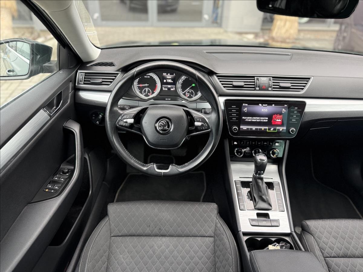 Škoda Superb Kombi 2,0 l 110 kw