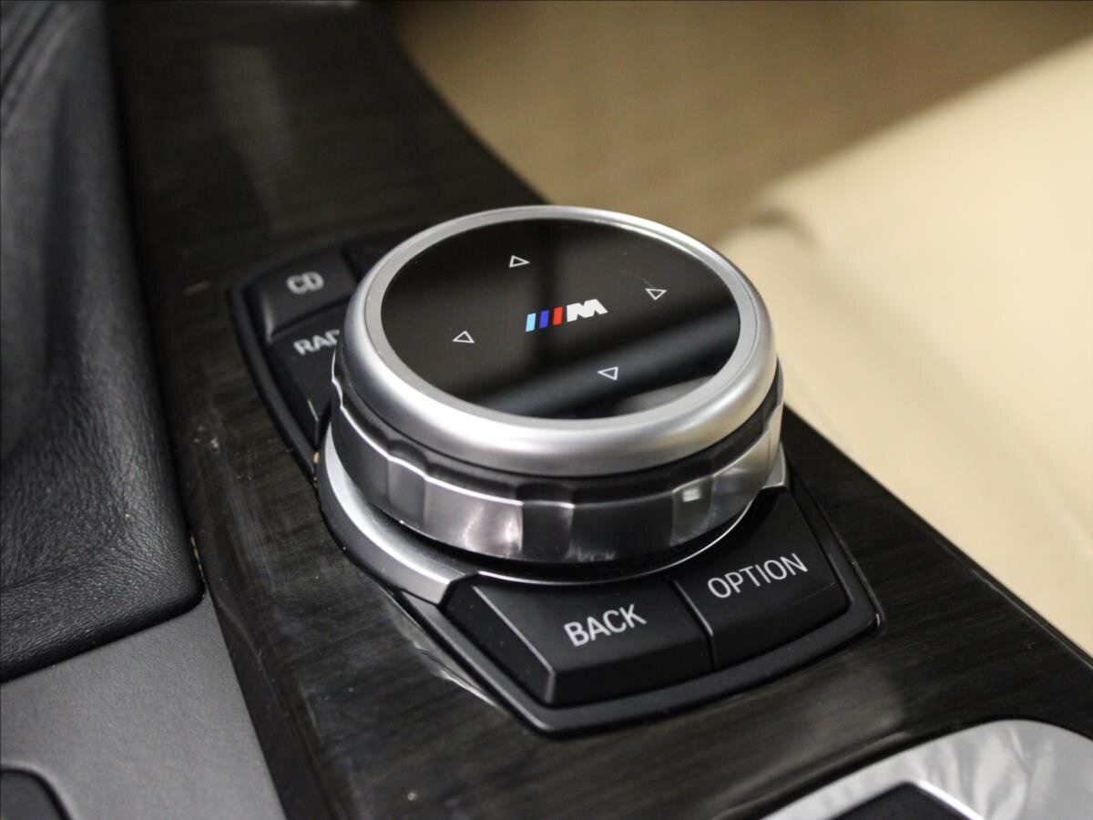 BMW Řada 5 Sedan / Limuzína 3,0 l 150 kw