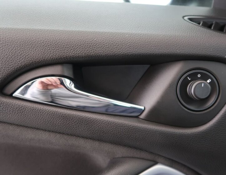 Opel Zafira MPV 1,6 l 100 kw