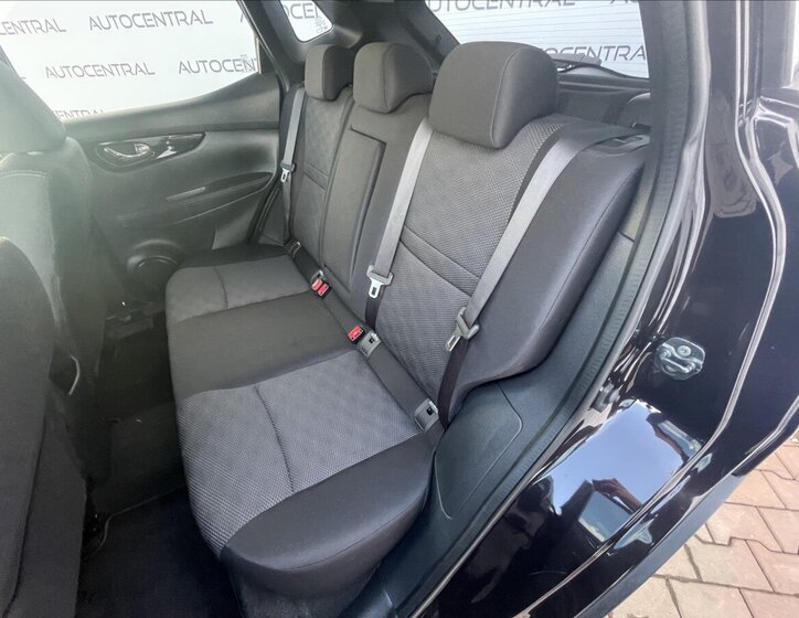 Nissan Qashqai SUV / Terénní 1,2 l 85 kw