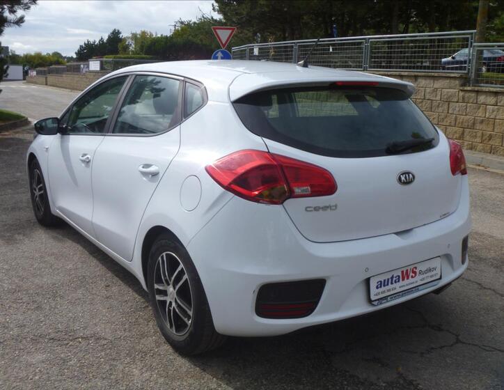 KIA Ceed 4