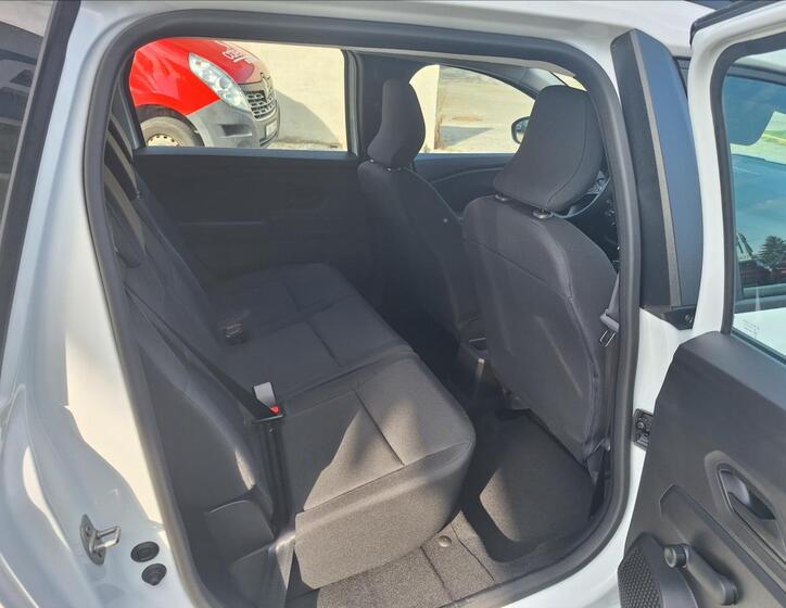 Dacia Jogger 12