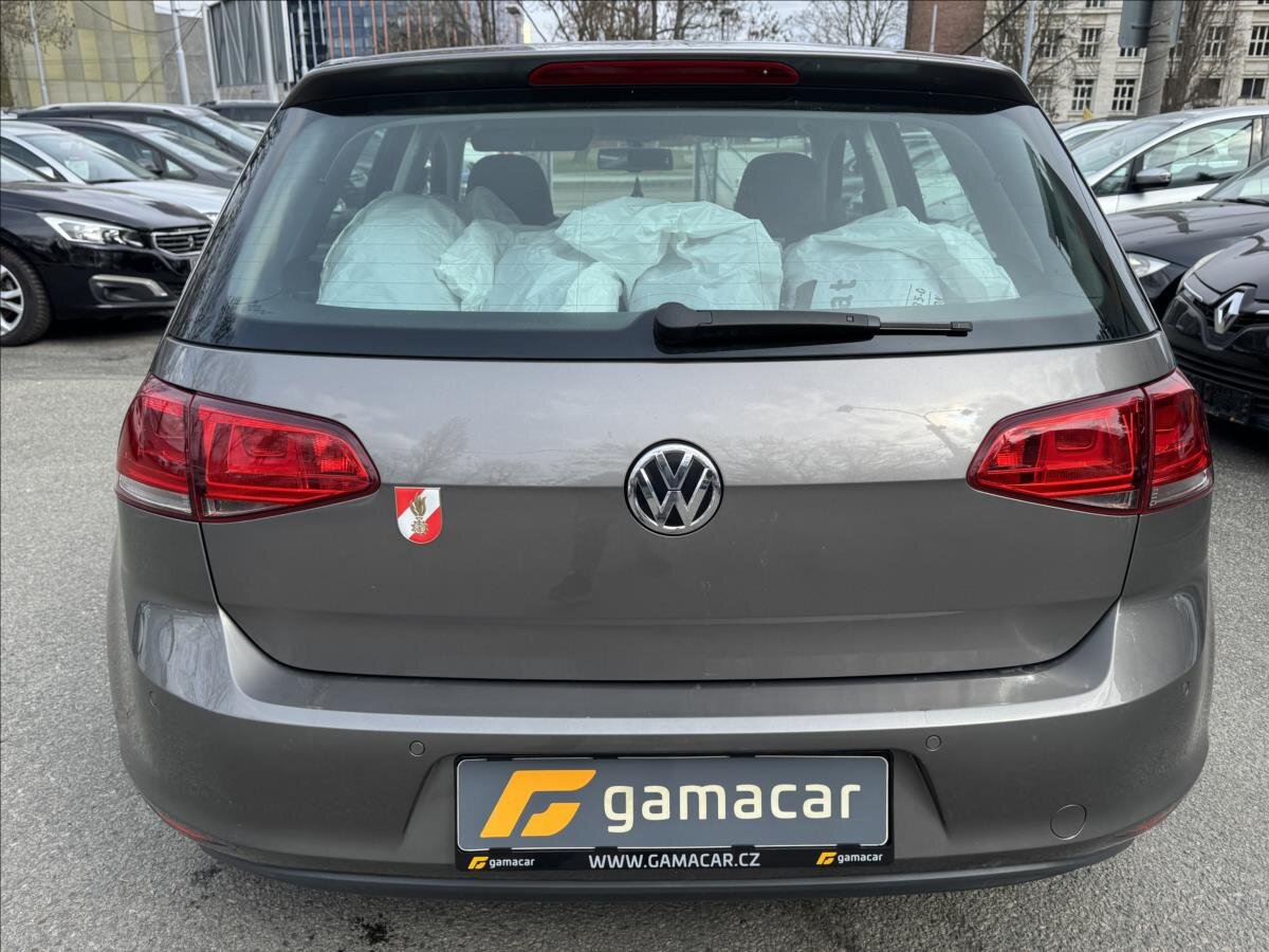 Volkswagen Golf Hatchback 1,2 l 63 kw
