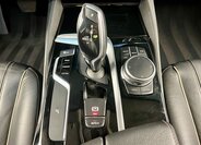 BMW Řada 5 Kombi 3,0 l 195 kw