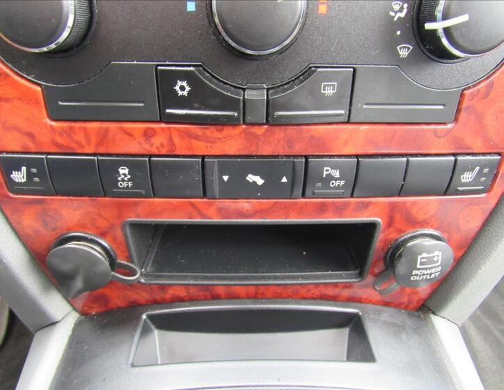 Jeep Grand Cherokee 19