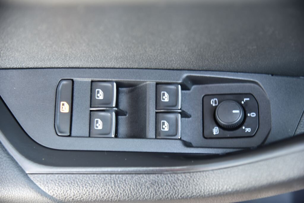 Škoda Karoq SUV / Terénní 1,5 l 110 kw