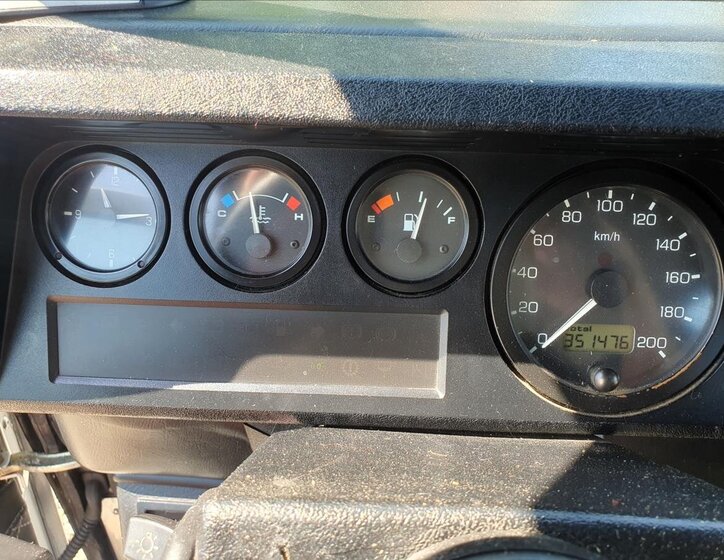 Land Rover Defender Ostatní 2,5 l 90 kw