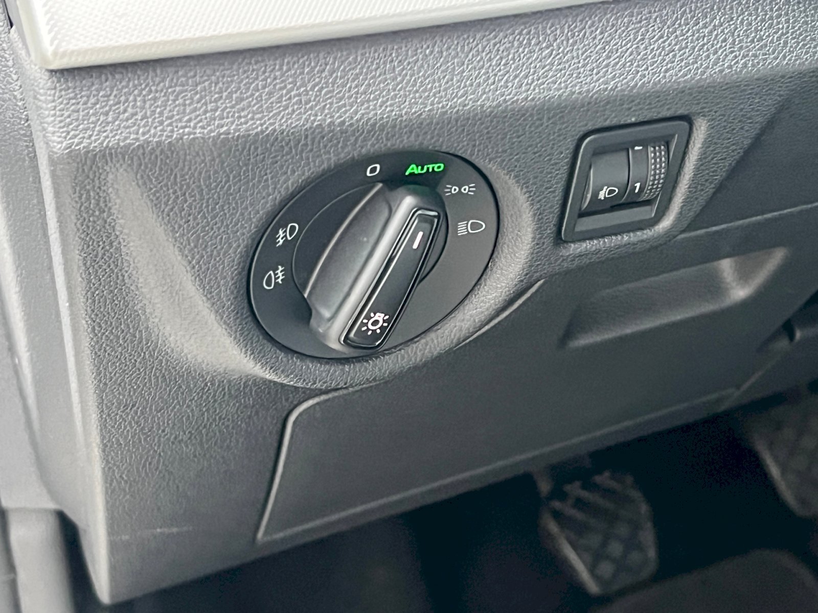 Škoda Scala Hatchback 1,0 l 85 kw