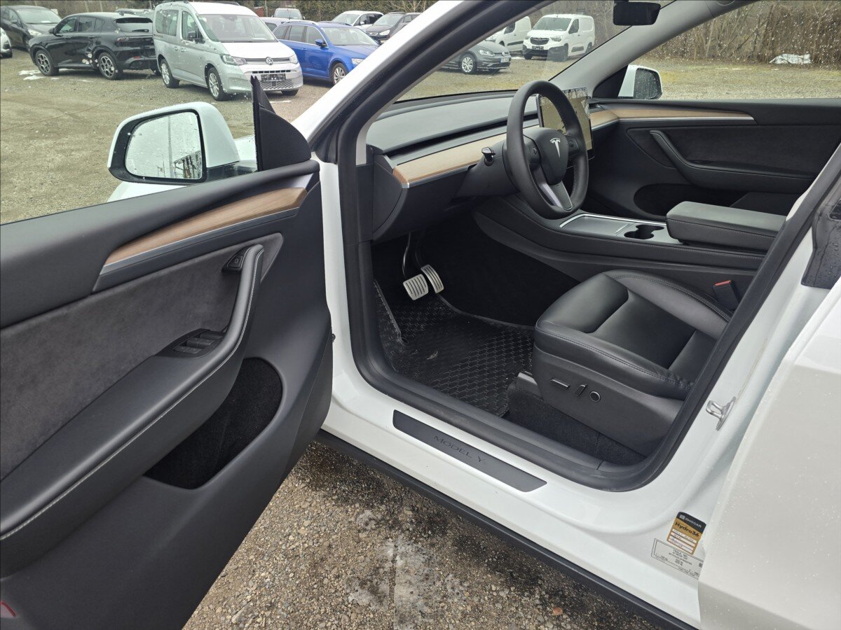 Tesla Model Y SUV 0,0 393 kw