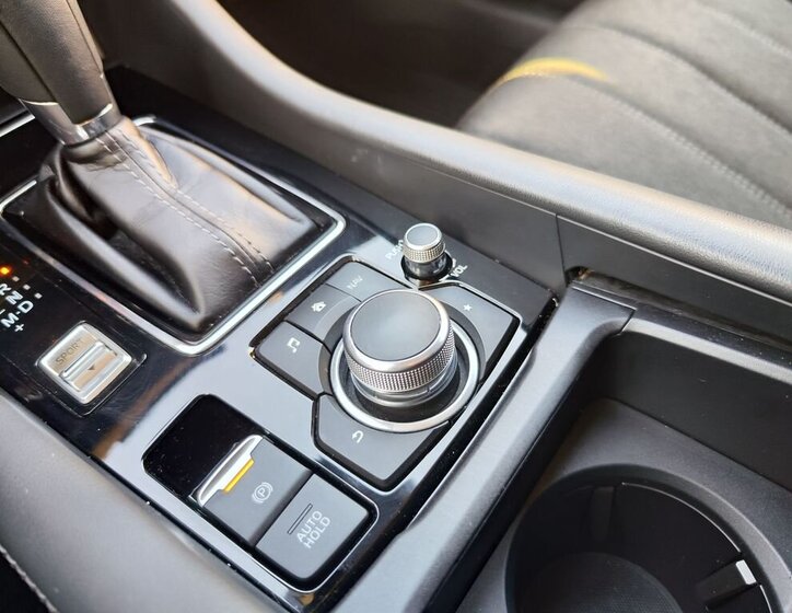 Mazda 6 Sedan 2,0 l 121 kw