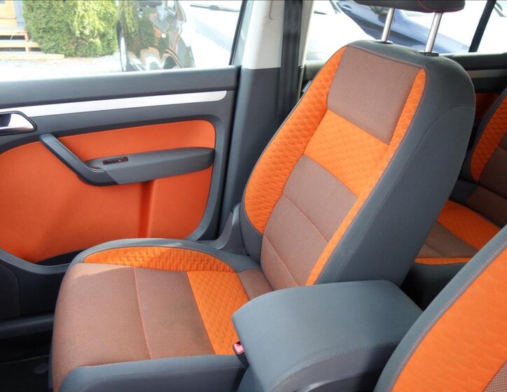 Volkswagen Touran MPV 2,0 l 103 kw