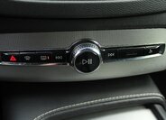 Volvo XC90 SUV 2,0 l 173 kw