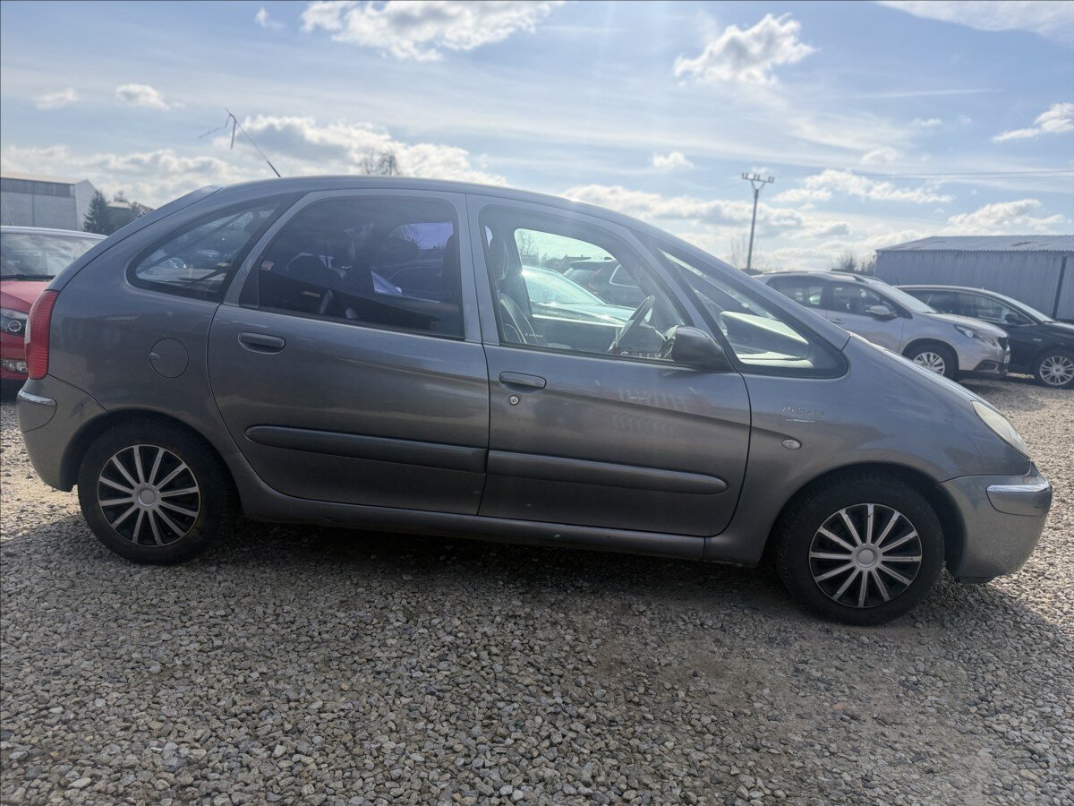 Citroën Xsara Picasso Kombi 1,6 l 70 kw