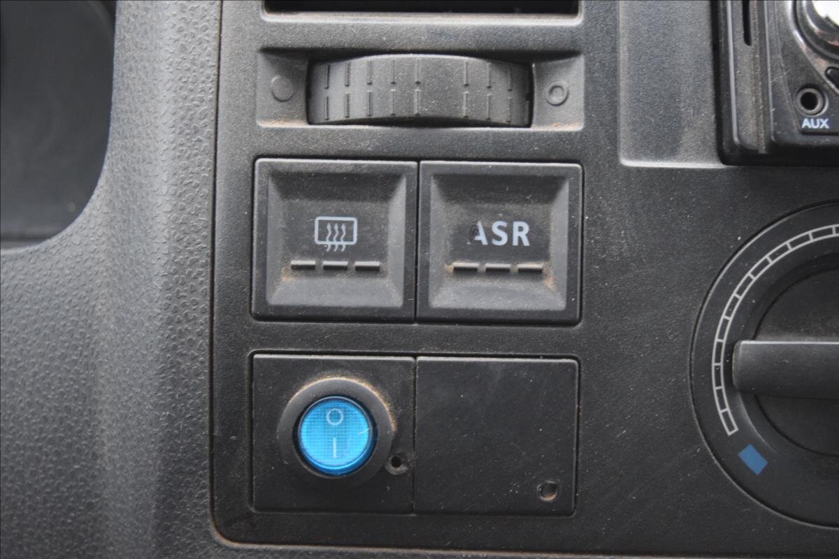 Volkswagen Transporter Kombi 2,5 l 96 kw