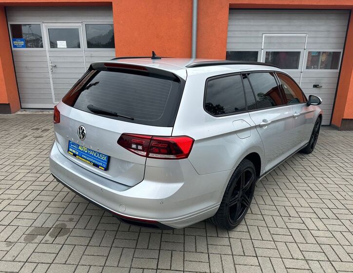 Volkswagen Passat 2