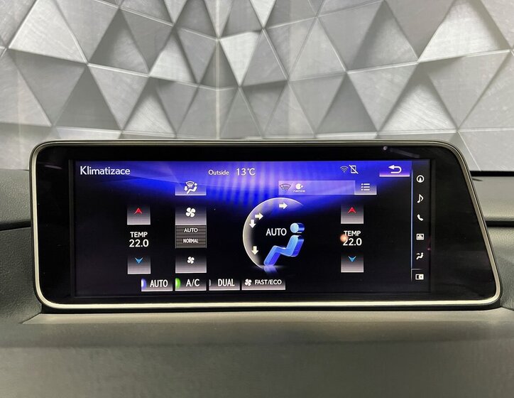 Lexus RX 450h SUV 3,5 l 193 kw