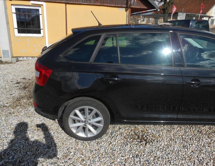 Škoda Rapid Hatchback 1,2 l 77 kw