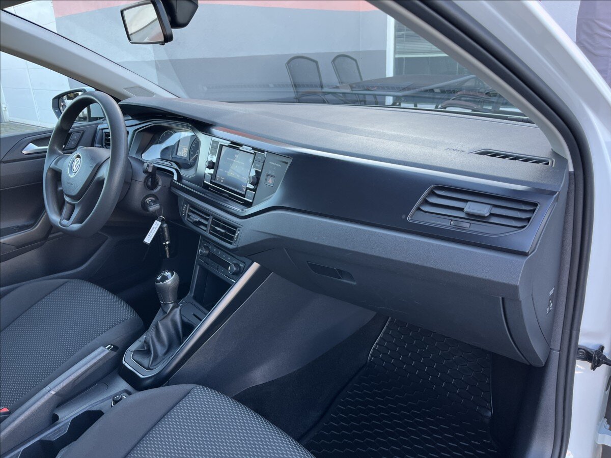 Volkswagen Polo Hatchback 999,0 48 kw