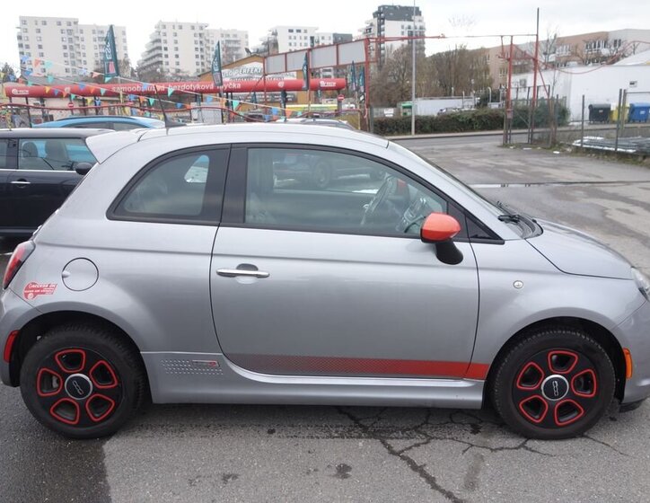 Fiat 500e 4