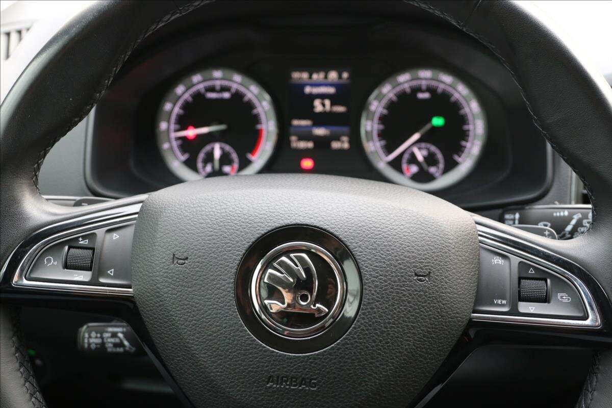 Škoda Karoq Kombi 1,6 l 85 kw