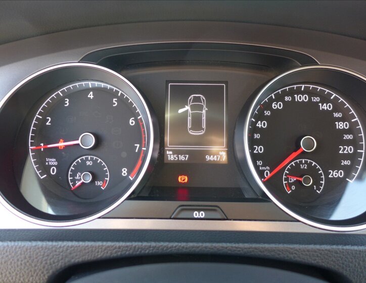 Volkswagen Golf Hatchback 1,2 l 63 kw