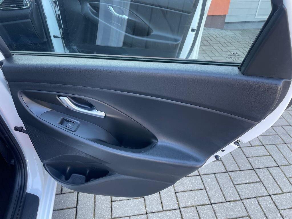 Hyundai i30 Kombi 1,6 l 85 kw