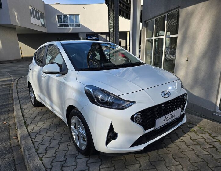 Hyundai i10 Hatchback 1,2 l 61 kw