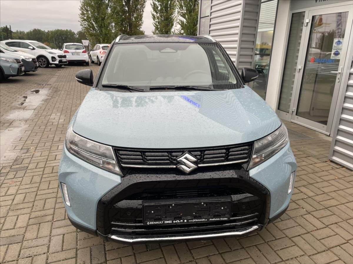 Suzuki Vitara SUV 1,4 l 81 kw