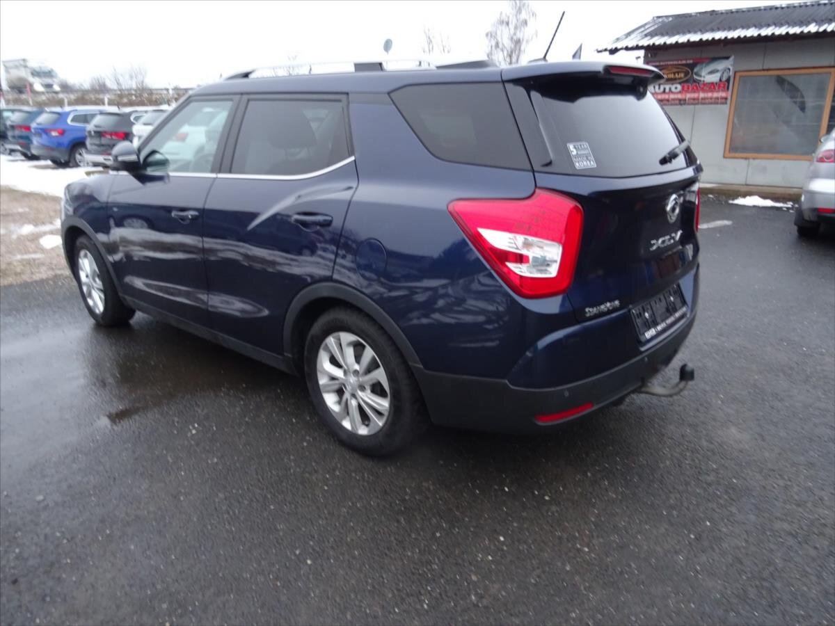 SsangYong XLV SUV 1,6 l 94 kw