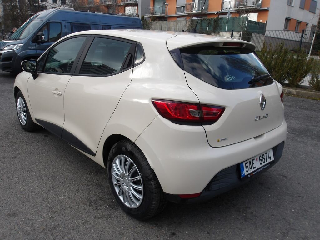 Renault Clio Hatchback 1,1 l 54 kw