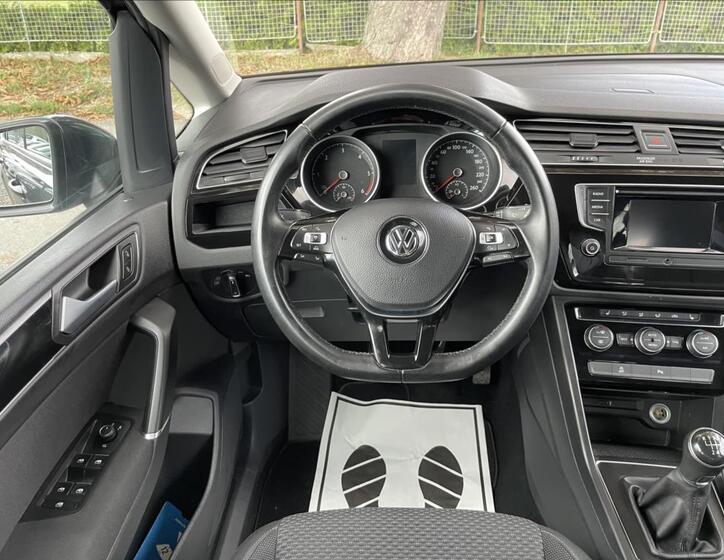 Volkswagen Touran 15