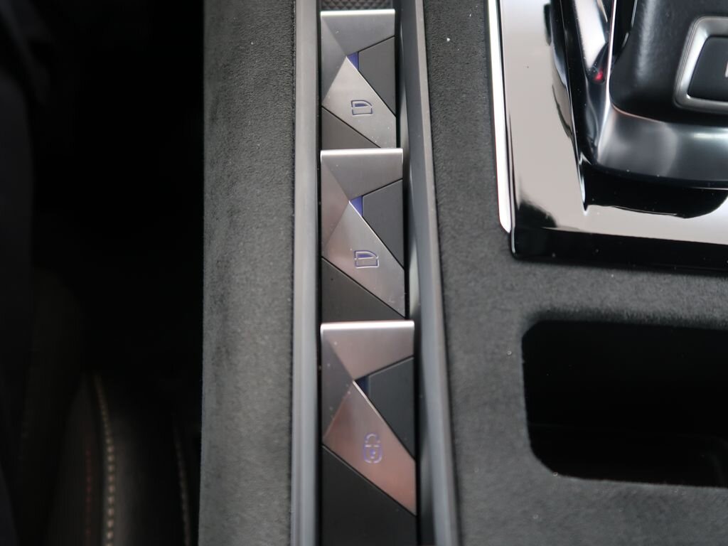 DS Automobiles DS7 Crossback SUV / Terénní 1,6 l 133 kw
