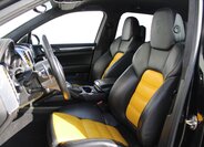 Porsche Cayenne SUV / Terénní 4,8 l 397 kw