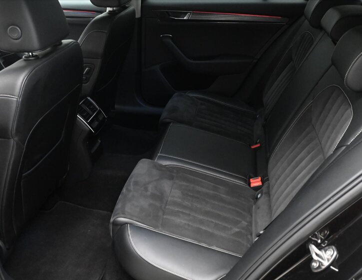 Škoda Superb Kombi 2,0 l 110 kw