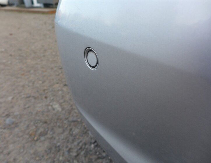 Volkswagen Touran Kombi 1,6 l 77 kw