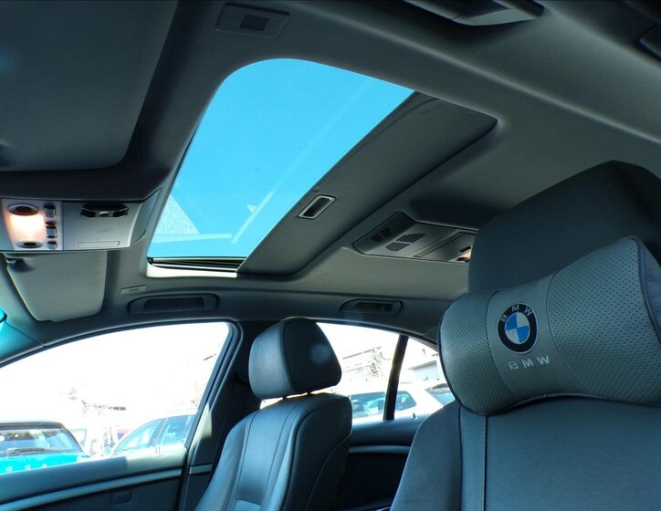 BMW Řada 7 Sedan / Limuzína 3,6 l 200 kw
