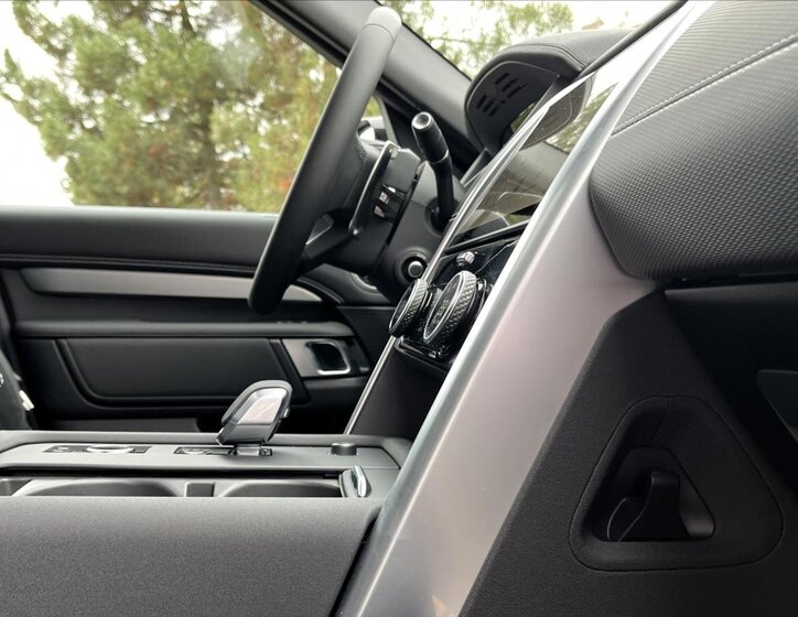 Land Rover Discovery SUV 3,0 l 257 kw