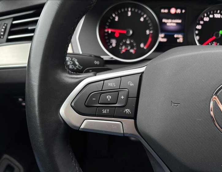 Volkswagen Passat Kombi 2,0 l 110 kw