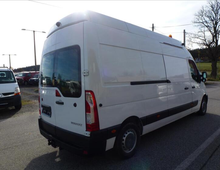 Renault Master 9