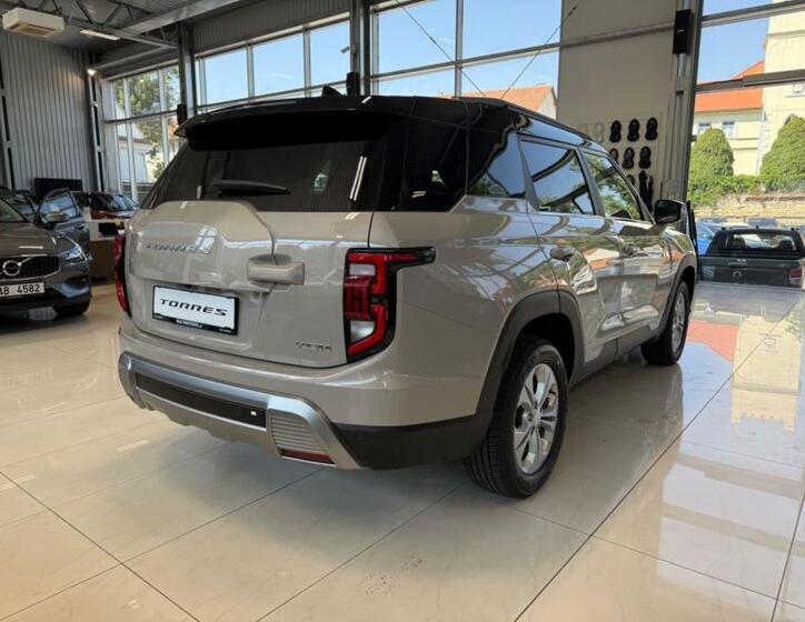 SsangYong Torres 7