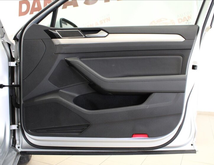 Volkswagen Passat Kombi 2,0 l 110 kw