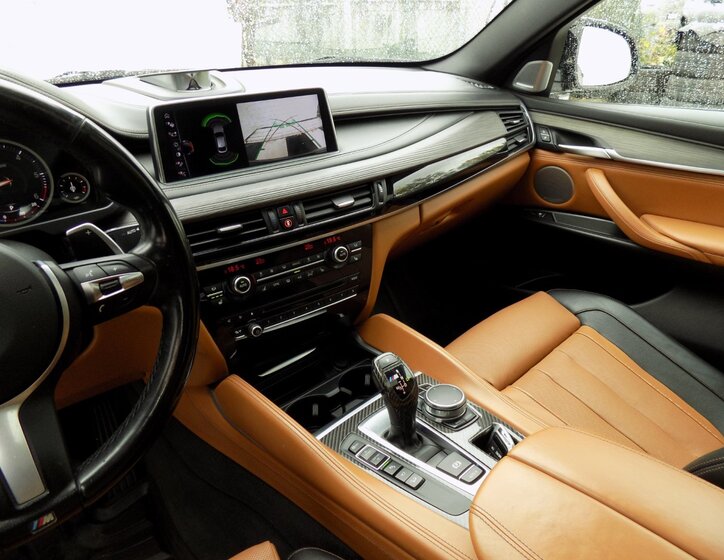 BMW X6 23