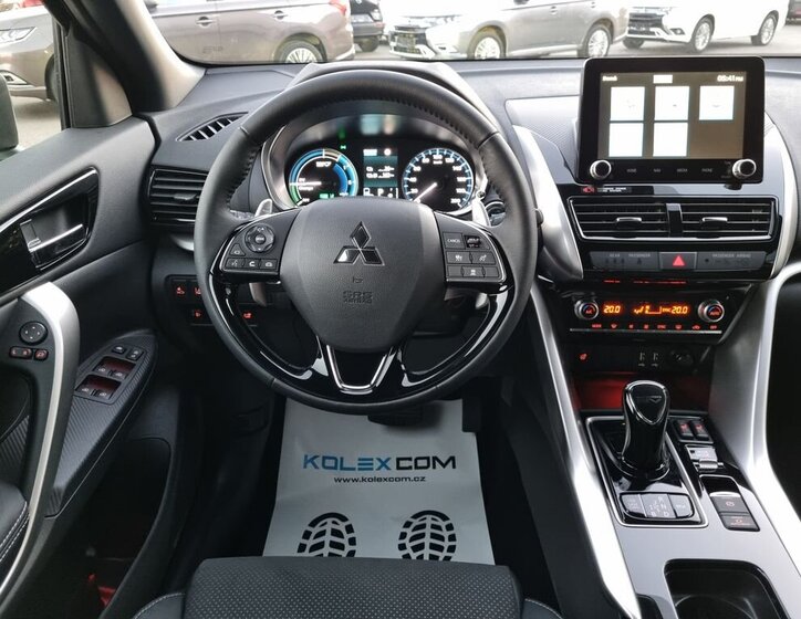 Mitsubishi Ostatní SUV / Terénní 2,4 l 138 kw