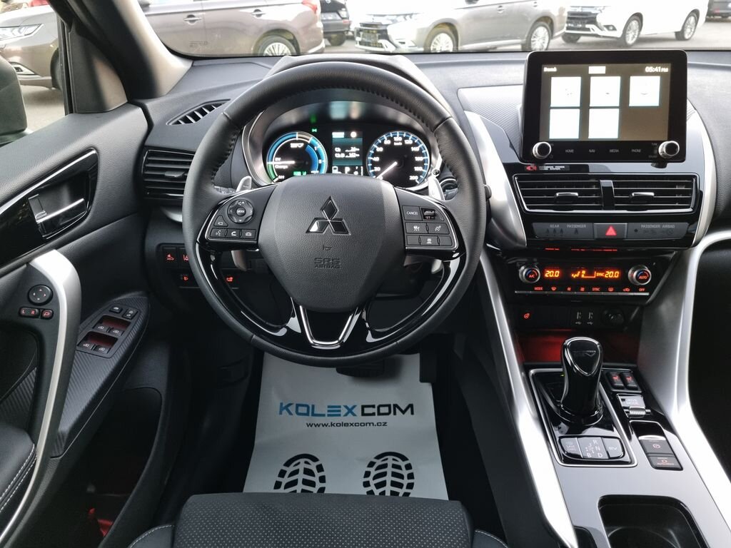 Mitsubishi Ostatní SUV / Terénní 2,4 l 138 kw