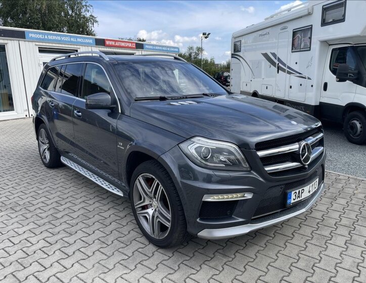 Mercedes-Benz GL Ostatní 5,5 l 410 kw