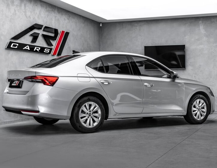 Škoda Octavia Sedan / Limuzína 1,5 l 110 kw