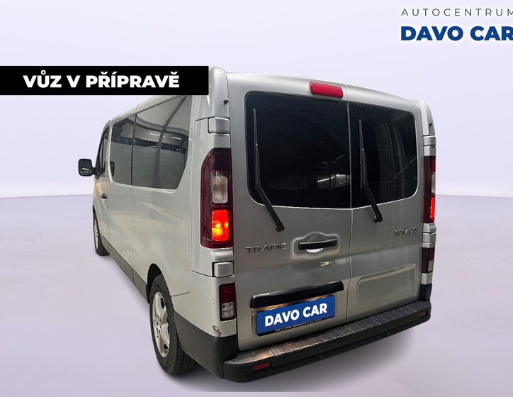 Renault Trafic 4
