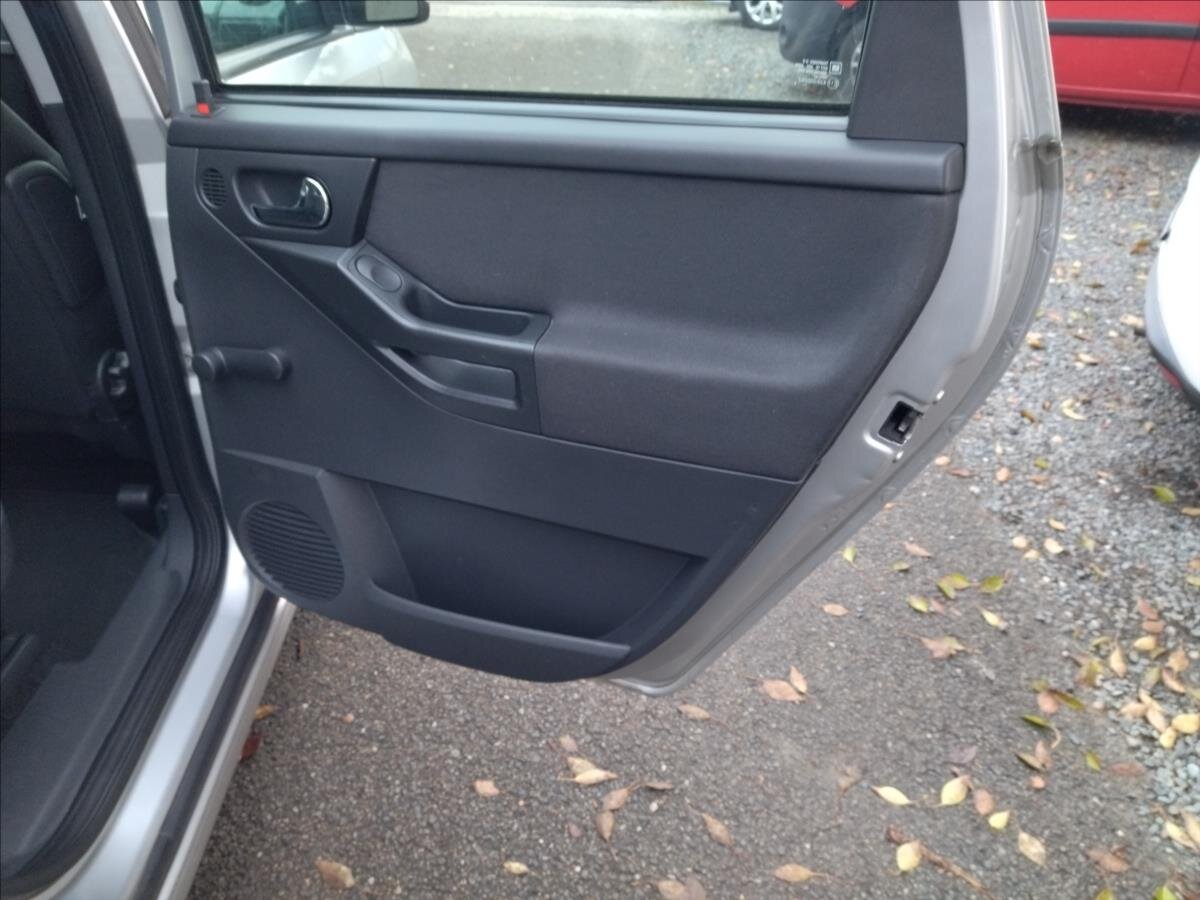 Opel Meriva MPV 1,4 l 66 kw