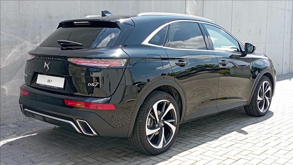 DS Automobiles DS7 SUV 1,6 l 147 kw