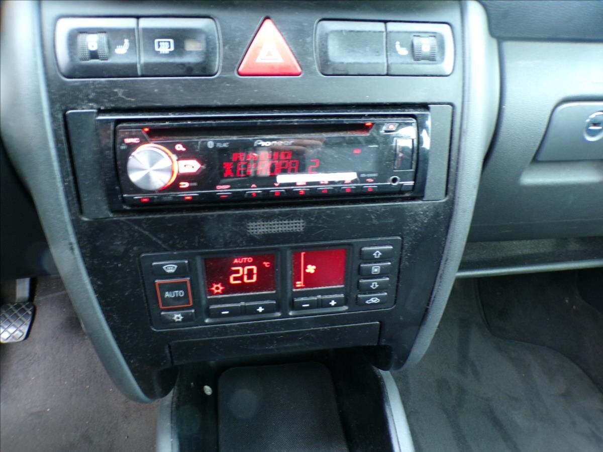 Audi A3 Hatchback 1,6 l 74 kw